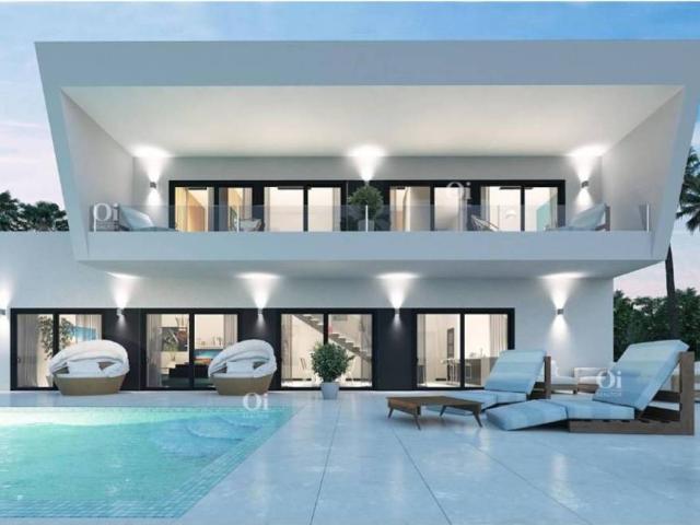 Casa rústica / Caserío en Venta en Luque