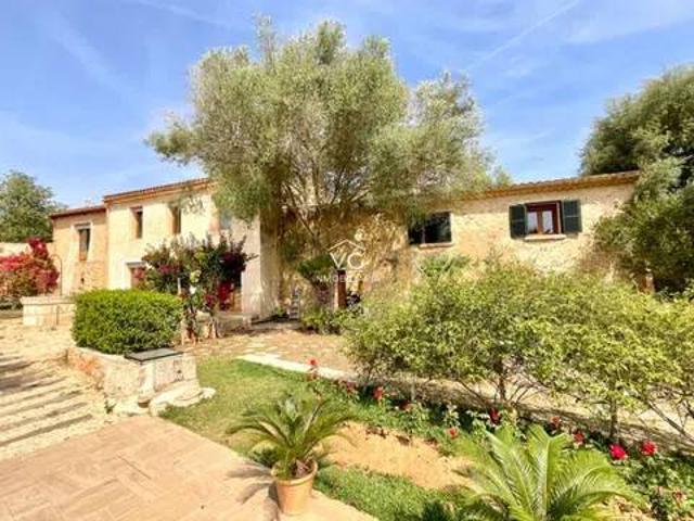 Casa rústica / Caserío en Venta en Manacor