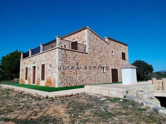 Casa rústica / Caserío en Venta en Manacor