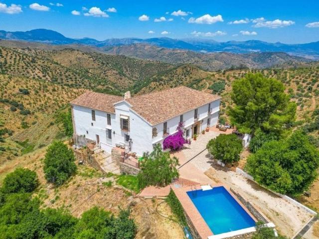 Casa rústica / Caserío en Venta en Málaga