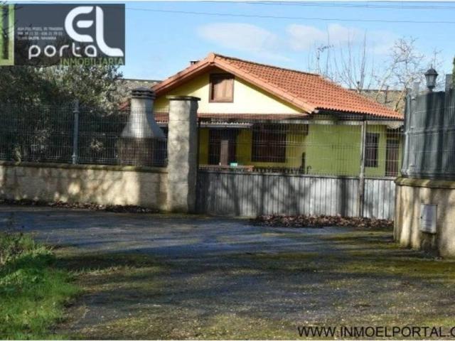 Casa rústica / Caserío en Venta en Marcilla