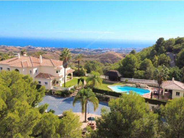 Casa rústica / Caserío en Venta en Mijas