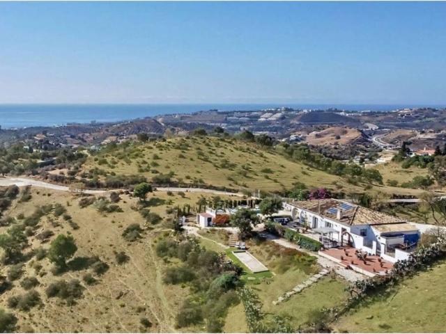 Casa rústica / Caserío en Venta en Mijas