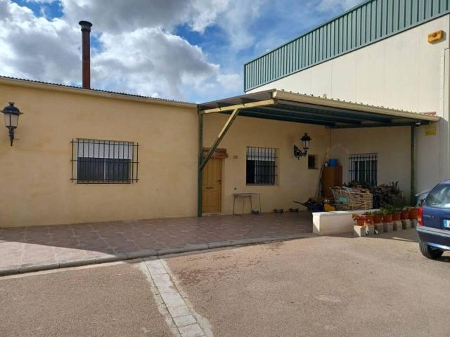Casa rústica / Caserío en Venta en Monóvar Monòver