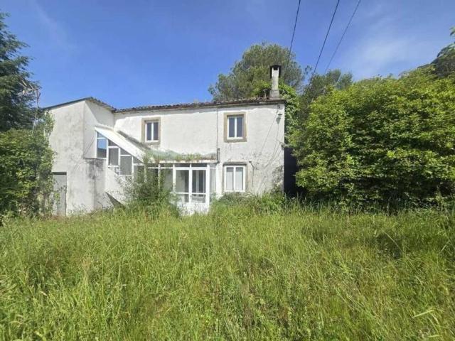 Casa rústica / Caserío en Venta en Moeche