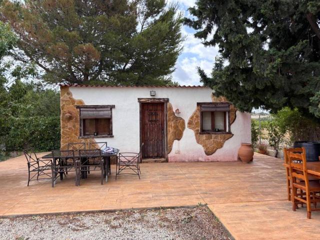 Casa rústica / Caserío en Venta en Molina de Segura