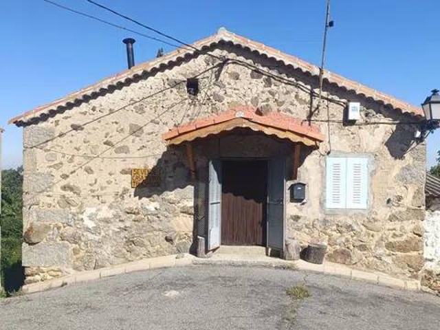Casa rústica / Caserío en Venta en Navaescurial