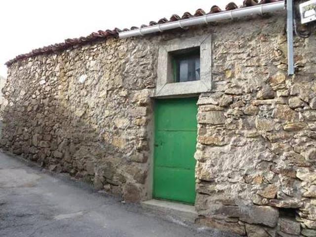 Casa rústica / Caserío en Venta en Navalperal de Tormes