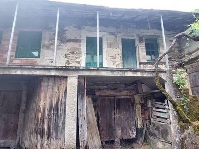 Casa rústica / Caserío en Venta en O Irixo