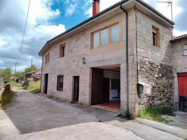 Casa rústica / Caserío en Venta en O Saviñao