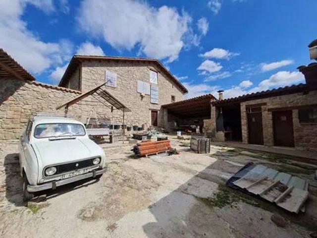 Casa rústica / Caserío en Venta en Olvan