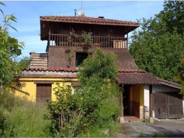 Casa rústica / Caserío en Venta en Onís