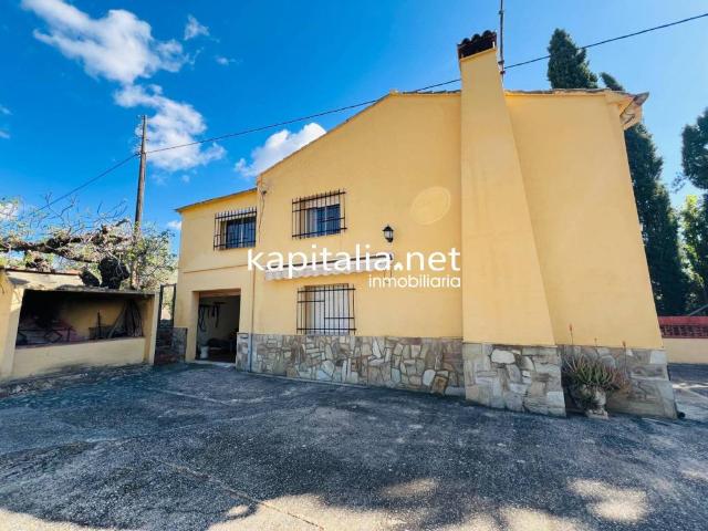 Casa rústica / Caserío en Venta en Ontinyent