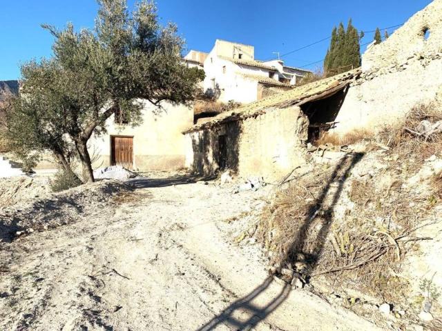 Casa rústica / Caserío en Venta en Oria