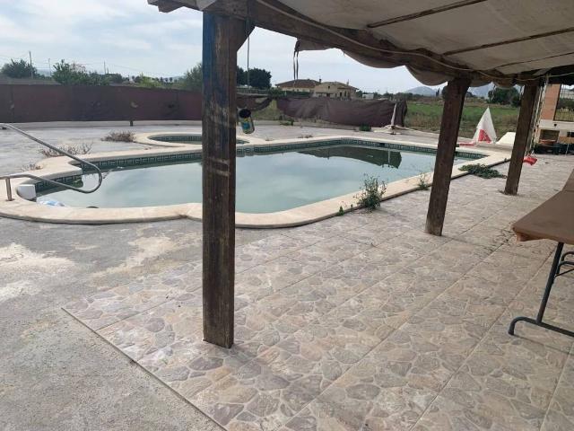 Casa rústica / Caserío en Venta en Orihuela