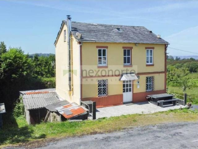 Casa rústica / Caserío en Venta en Ortigueira