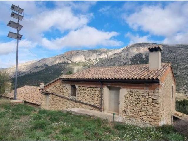 Casa rústica / Caserío en Venta en Orxeta