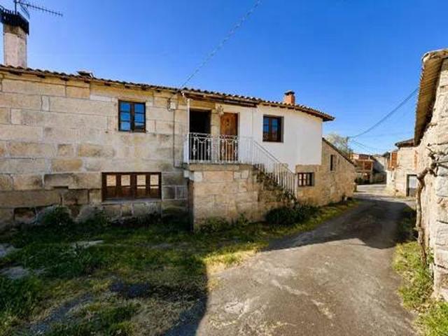 Casa rústica / Caserío en Venta en Paderne de Allariz