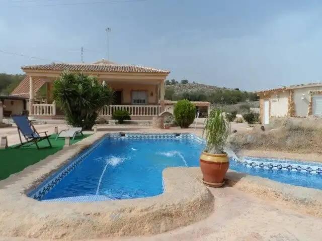 Casa rústica / Caserío en Venta en Pedreguer