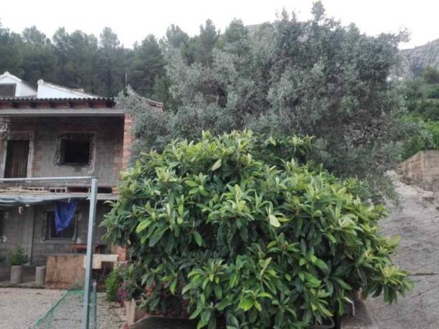 Casa rústica / Caserío en Venta en Pego
