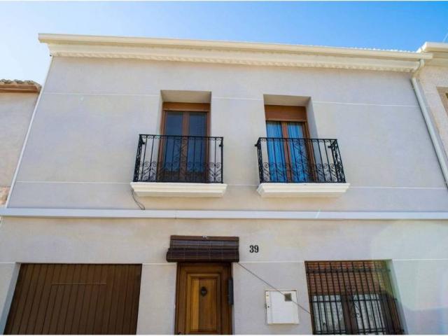 Casa rústica / Caserío en Venta en Pinoso El Pinós