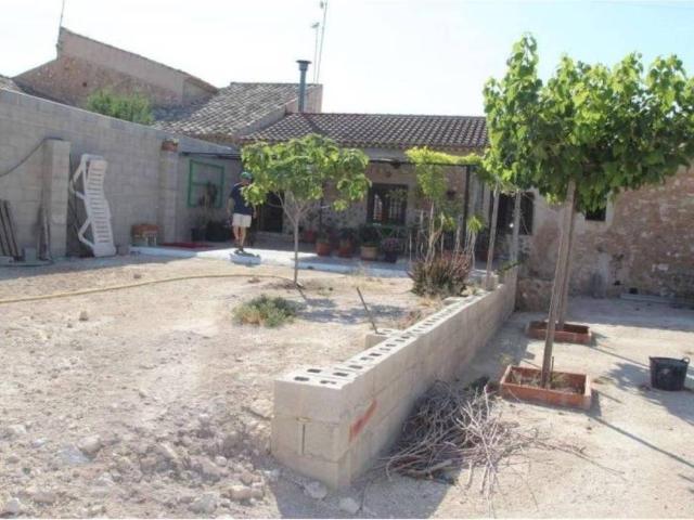 Casa rústica / Caserío en Venta en Pinoso El Pinós