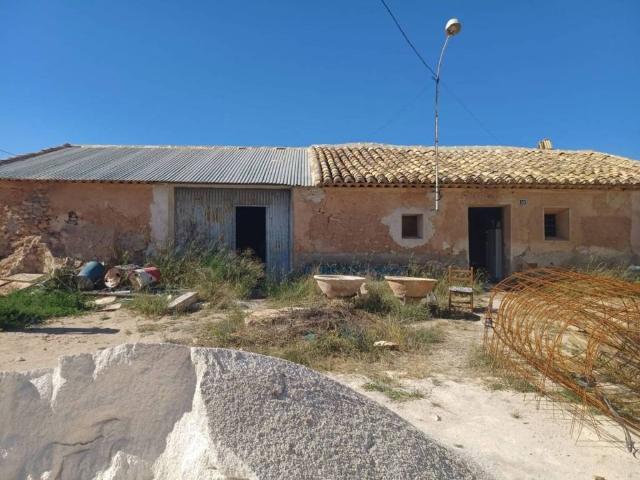 Casa rústica / Caserío en Venta en Pinoso El Pinós