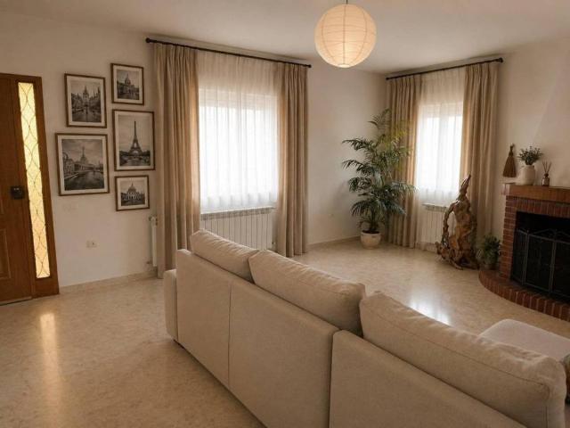 Casa rústica / Caserío en Venta en Piedrabuena