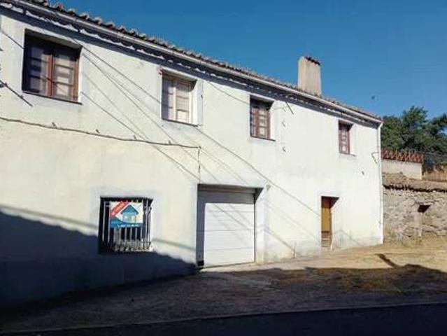 Casa rústica / Caserío en Venta en Piedrahíta