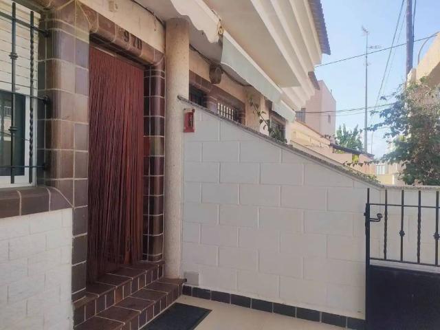 Casa rústica / Caserío en Venta en Pilar de la Horadada