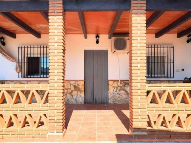 Casa rústica / Caserío en Venta en Pizarra