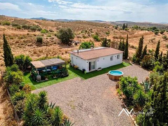 Casa rústica / Caserío en Venta en Pizarra