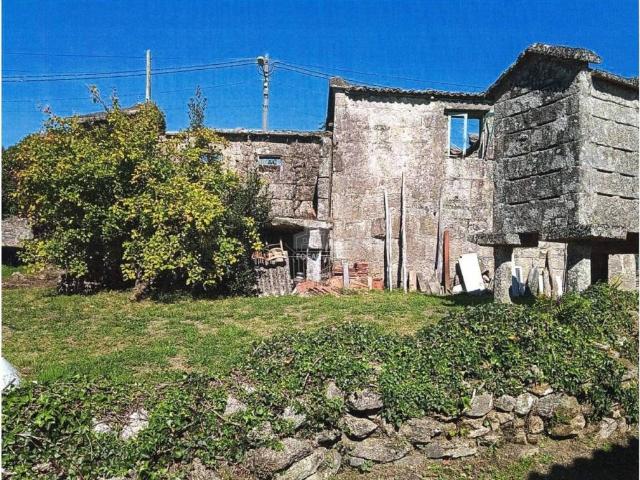 Casa rústica / Caserío en Venta en Ponte Caldelas