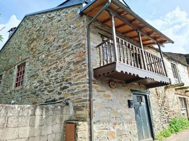 Casa rústica / Caserío en Venta en Ponferrada