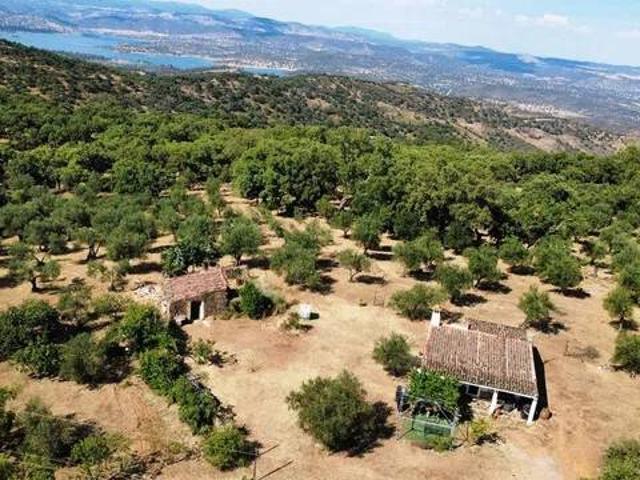 Casa rústica / Caserío en Venta en Puerto Moral