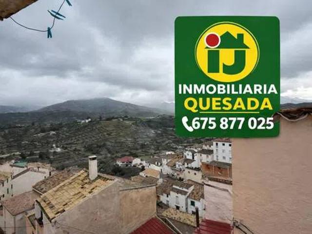 Casa rústica / Caserío en Venta en Quesada