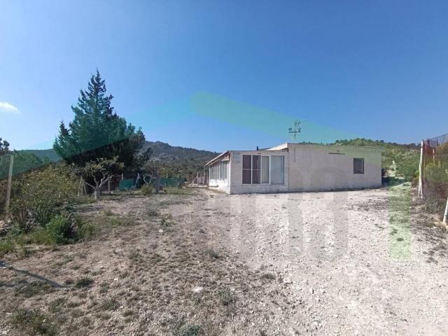 Casa rústica / Caserío en Venta en Relleu