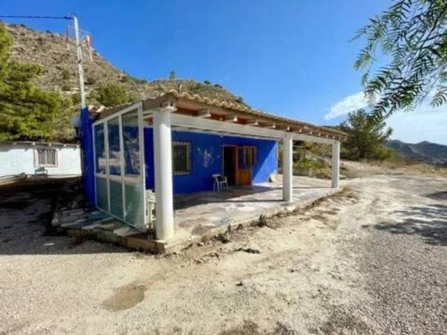 Casa rústica / Caserío en Venta en Relleu