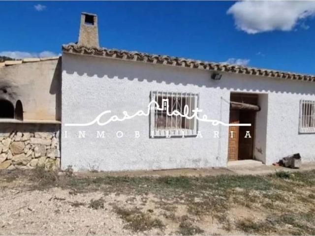 Casa rústica / Caserío en Venta en Relleu