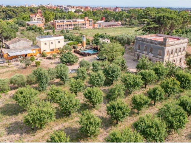 Casa rústica / Caserío en Venta en Reus