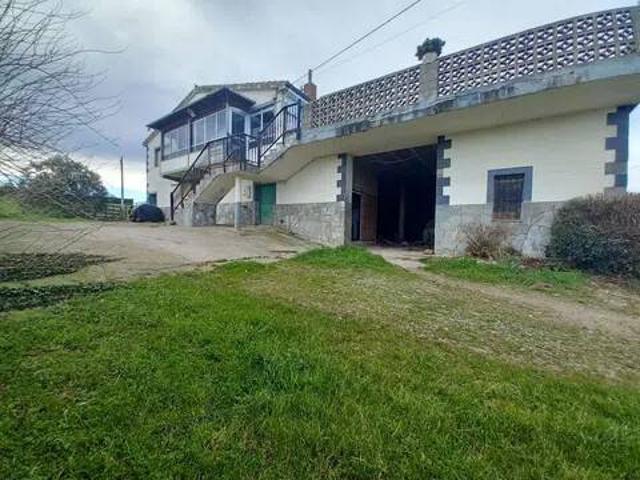Casa rústica / Caserío en Venta en Ribamontán Al Mar