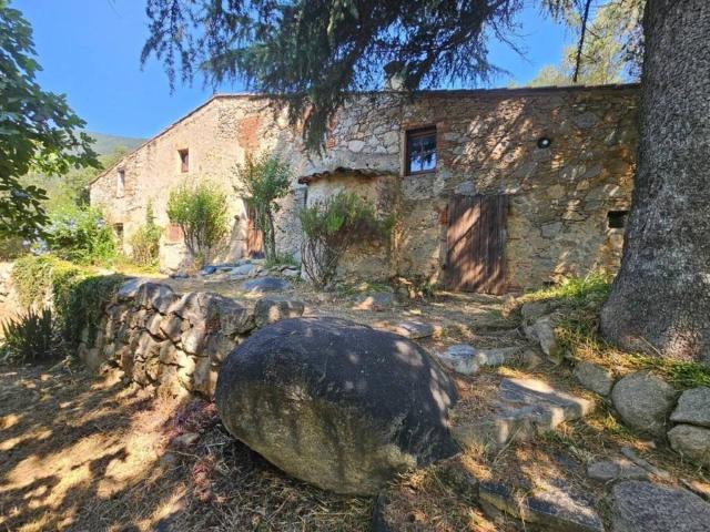 Casa rústica / Caserío en Venta en Riells i Viabrea