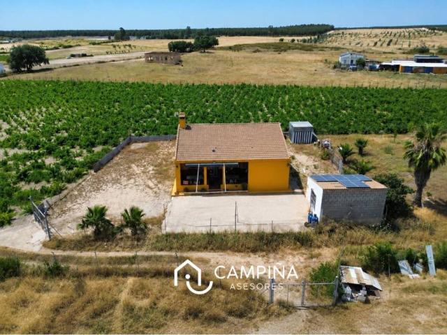 Casa rústica / Caserío en Venta en Rociana del Condado