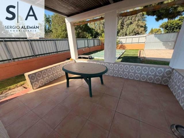 Casa rústica / Caserío en Venta en Rota