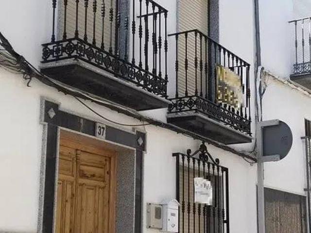 Casa rústica / Caserío en Venta en Rute