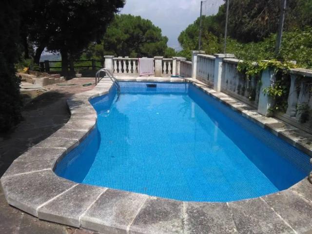 Casa rústica / Caserío en Venta en Sant Fost de Campsentelles