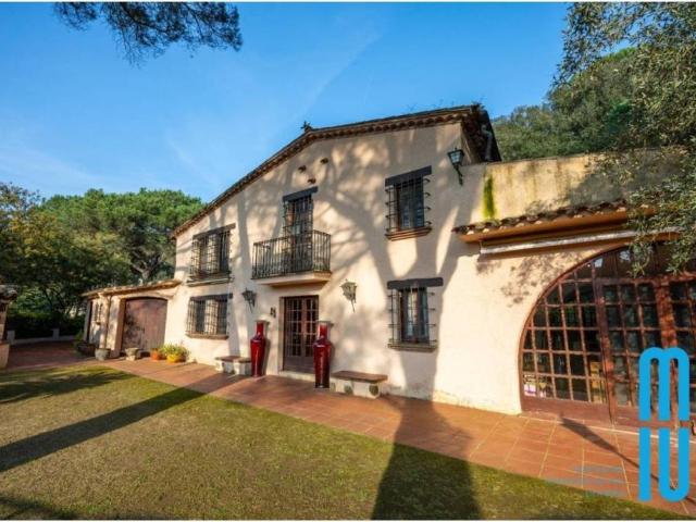 Casa rústica / Caserío en Venta en Sant Iscle de Vallalta