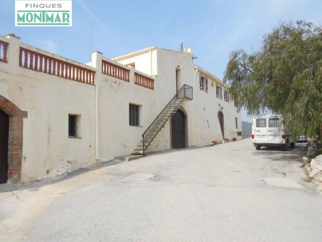 Casa rústica / Caserío en Venta en Sant Jaume dels Domenys