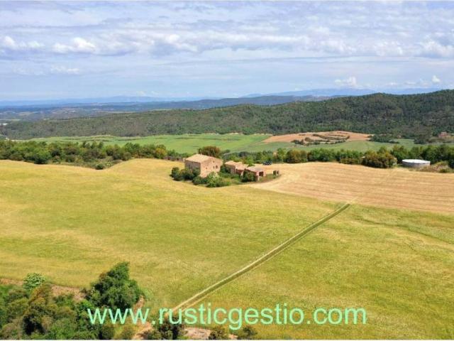 Casa rústica / Caserío en Venta en Sant Pere Sallavinera
