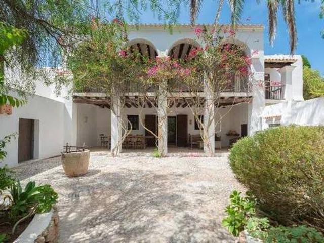 Casa rústica / Caserío en Venta en Santa Eulària des Riu